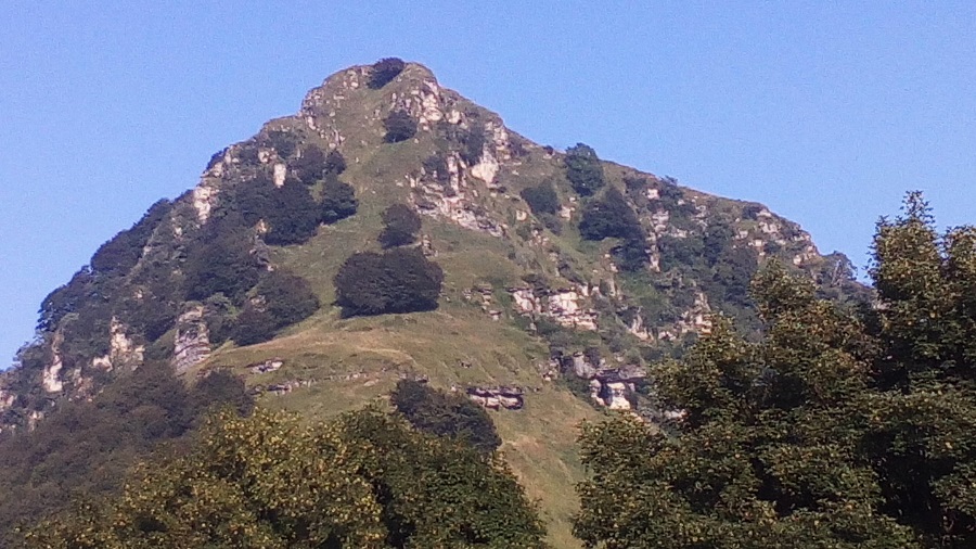 mountain rock linea cardorna swiss border