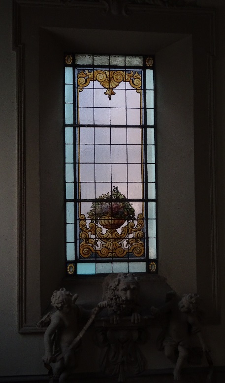 Window Palazzo Valle-Bruni