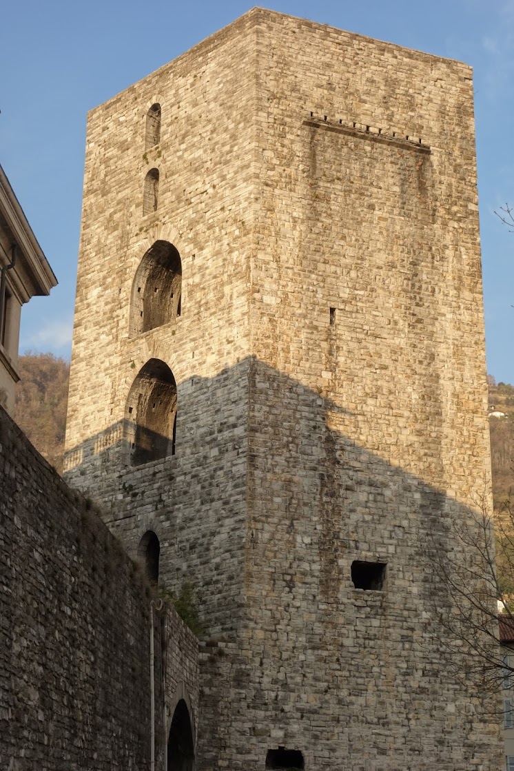 Torre San Vitale