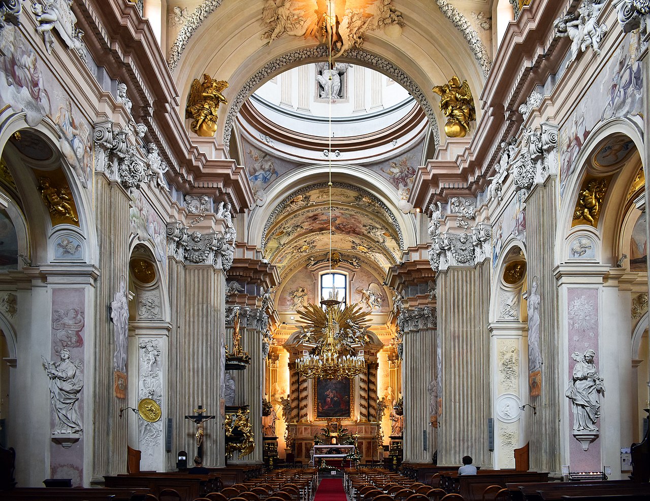 Church_of_St._Anne_(interior),_13_sw._Anny_street,_Old_Town,_Krakow,_Poland (1)