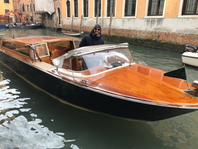 venice water taxi