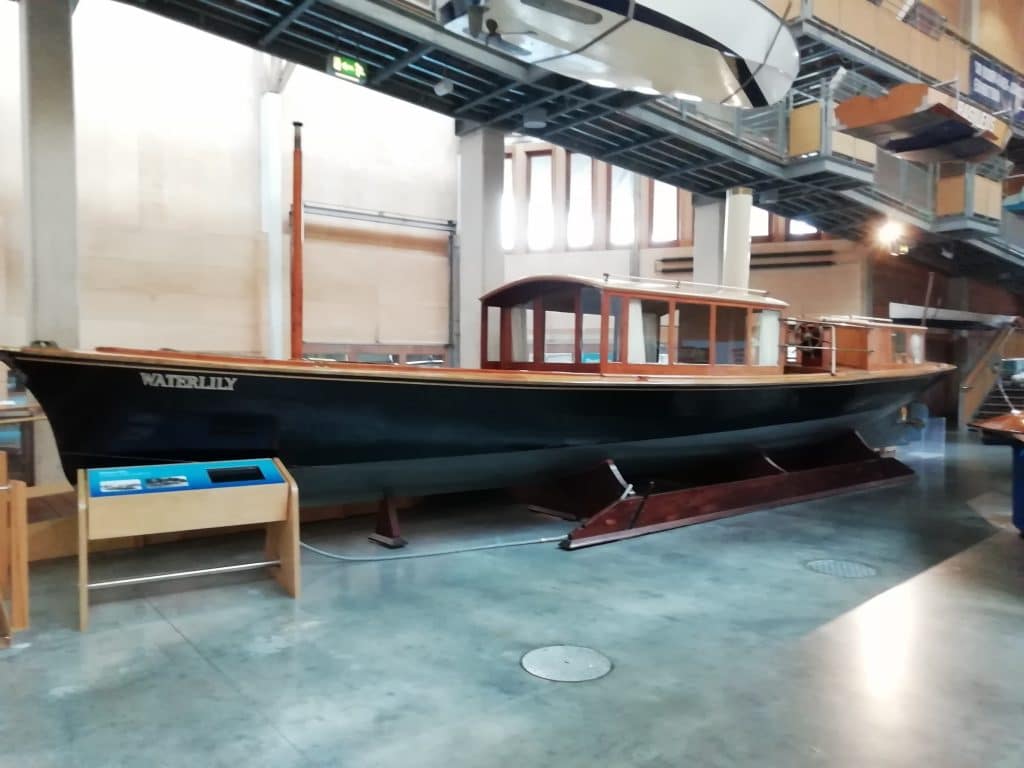 Waterlilly Thames Launch 1866