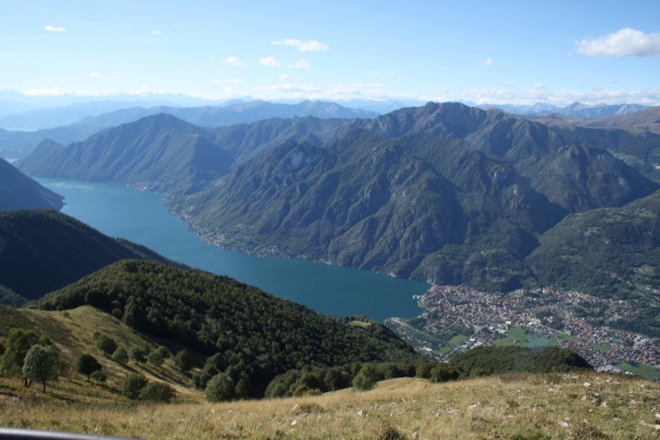 Over the crest to Ceresio